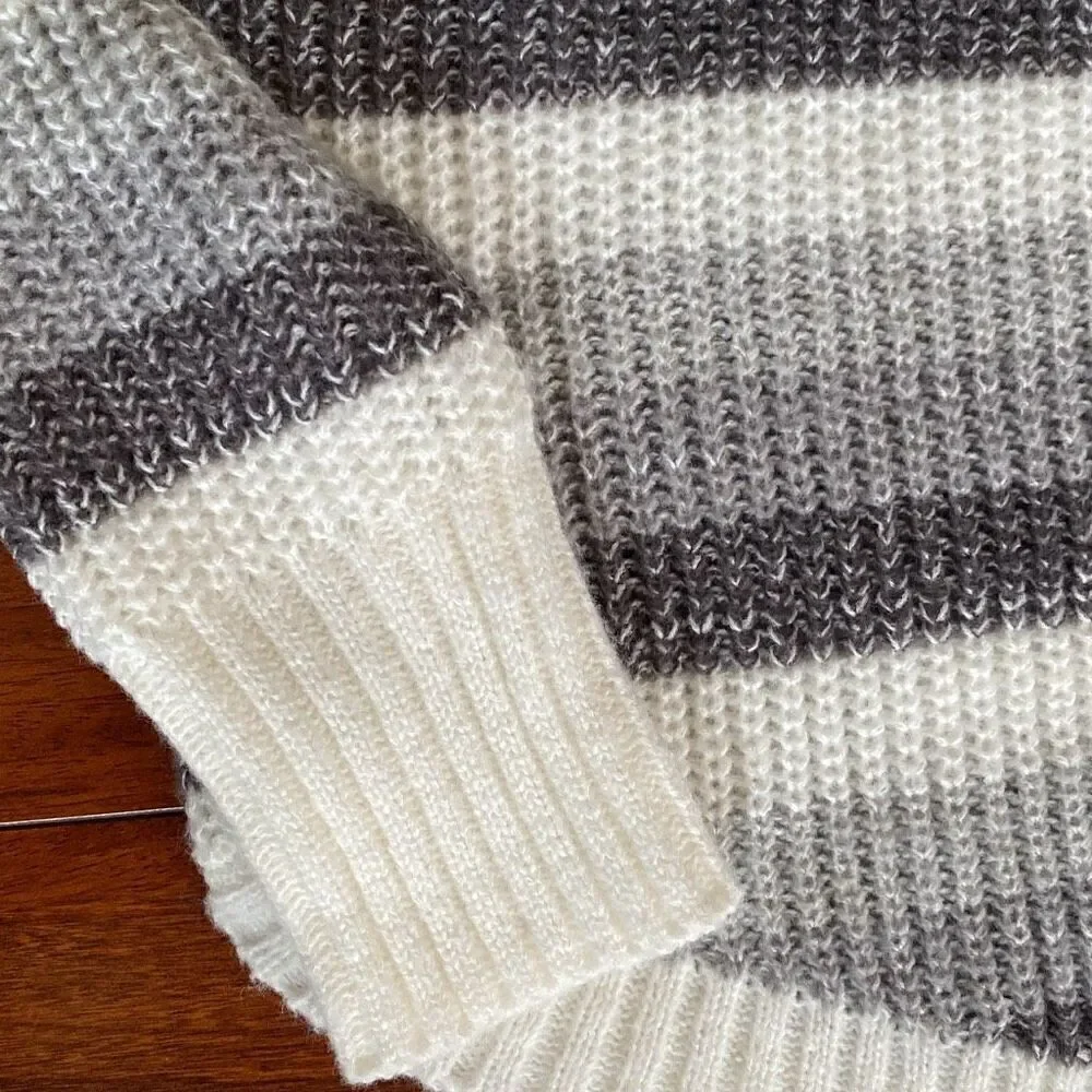 🔥3/$20🔥 SO striped knit pullover sweater size S